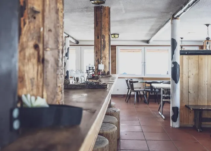 Berghostel Rinerhorn By Mountain * Davos